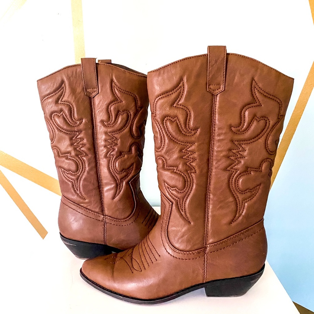 Cowgirl Boots Women’s Size 9